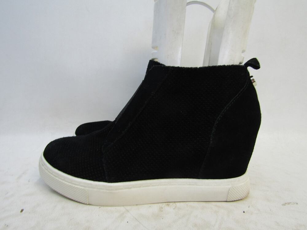Steve Madden Womens Sz 8 M Black Suede Chelsea Wedge Ankle Fashion Boots Bootie